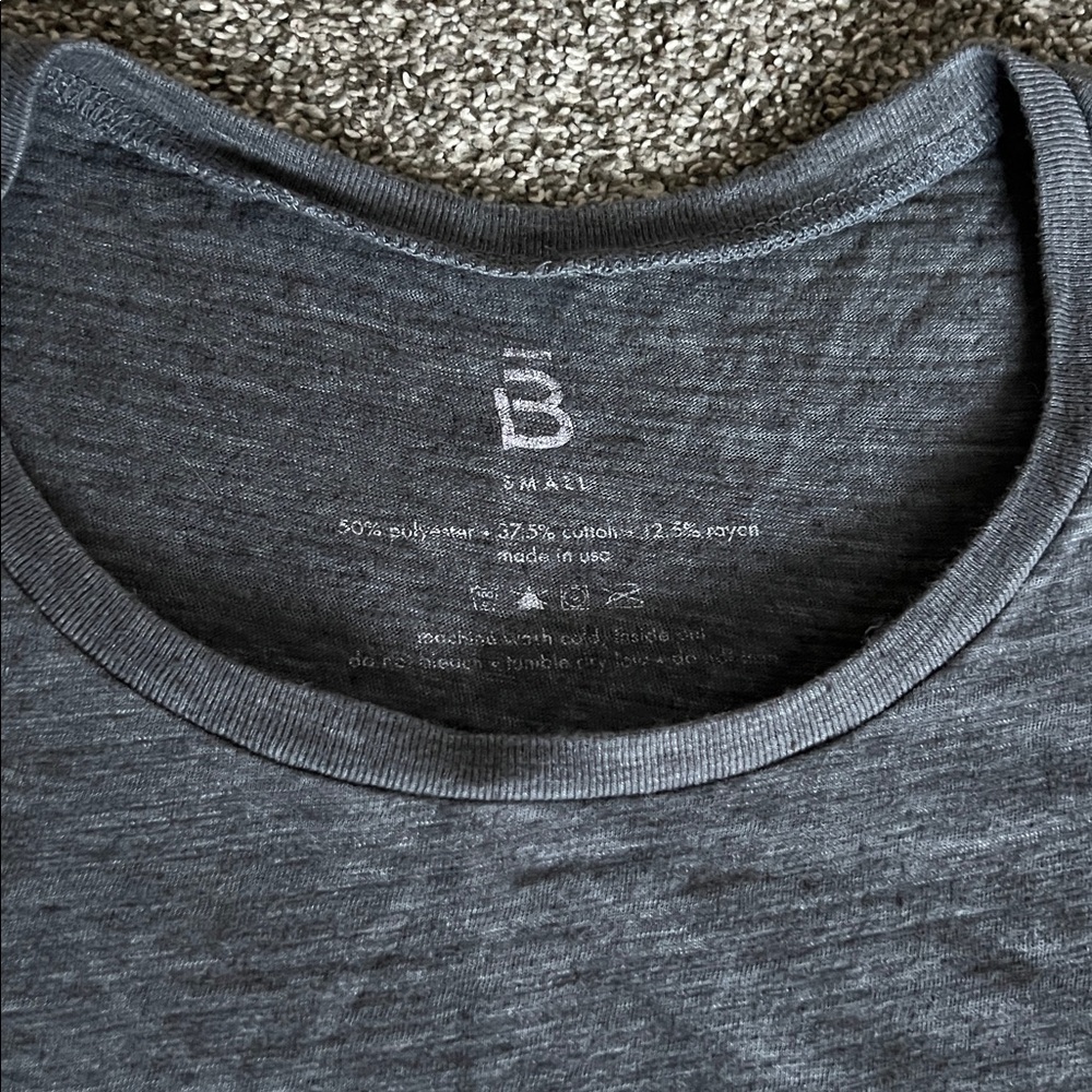 LIKE NEW super soft Barre3 logo muscle sleeveless tank top in size S - Picture 4 of 5